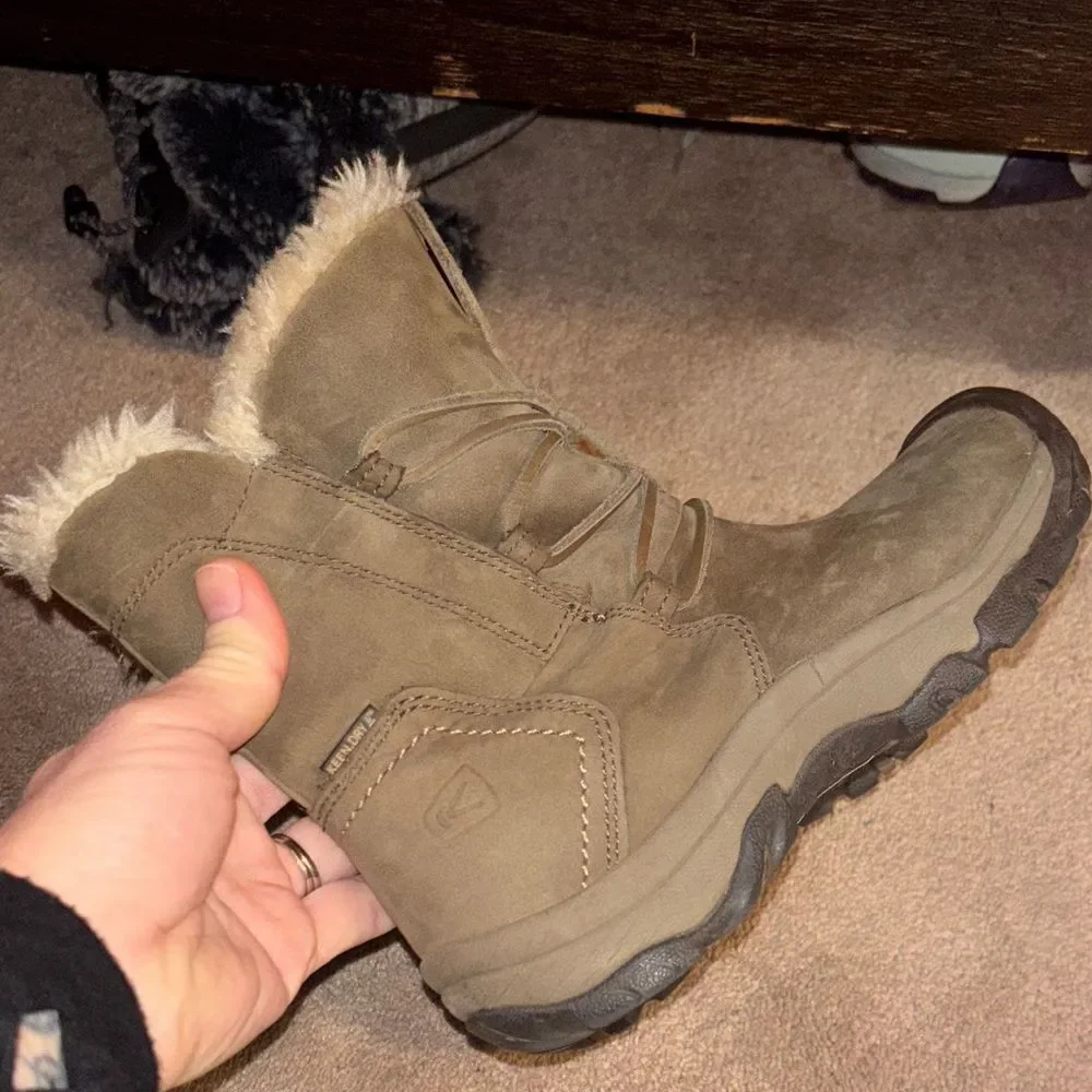 Keen 🫒 Leather insulated Women's Brown Fur-Lined Boots